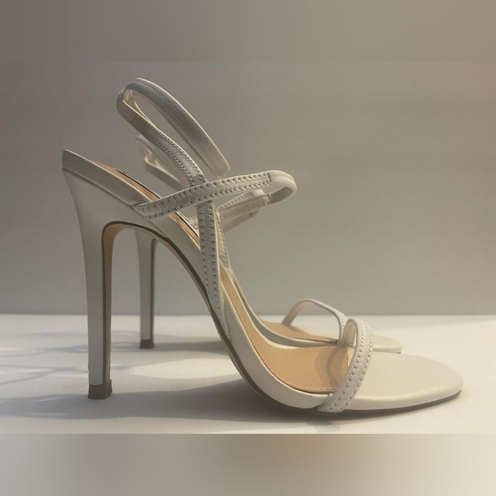 Steve Madden Nectur White Sandal Heel